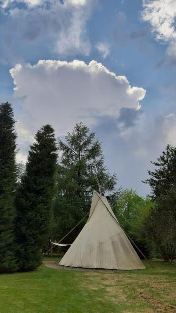 Levaltipis Hotel Saint-Gâtien-des-Bois Exterior foto