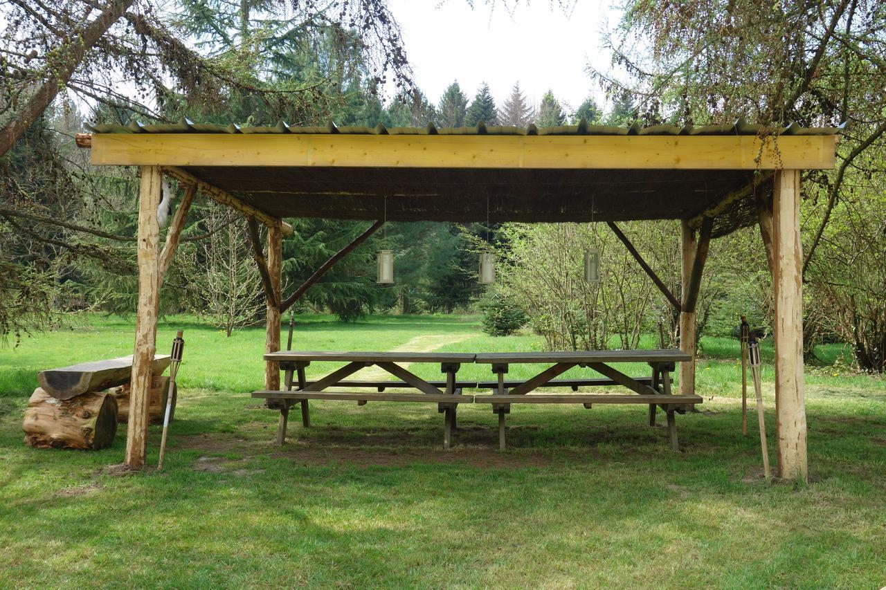 Levaltipis Hotel Saint-Gâtien-des-Bois Exterior foto